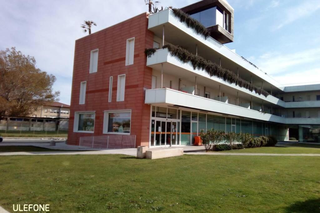 Casa Nel Parco Sulla Spiaggia Pisa Exterior photo
